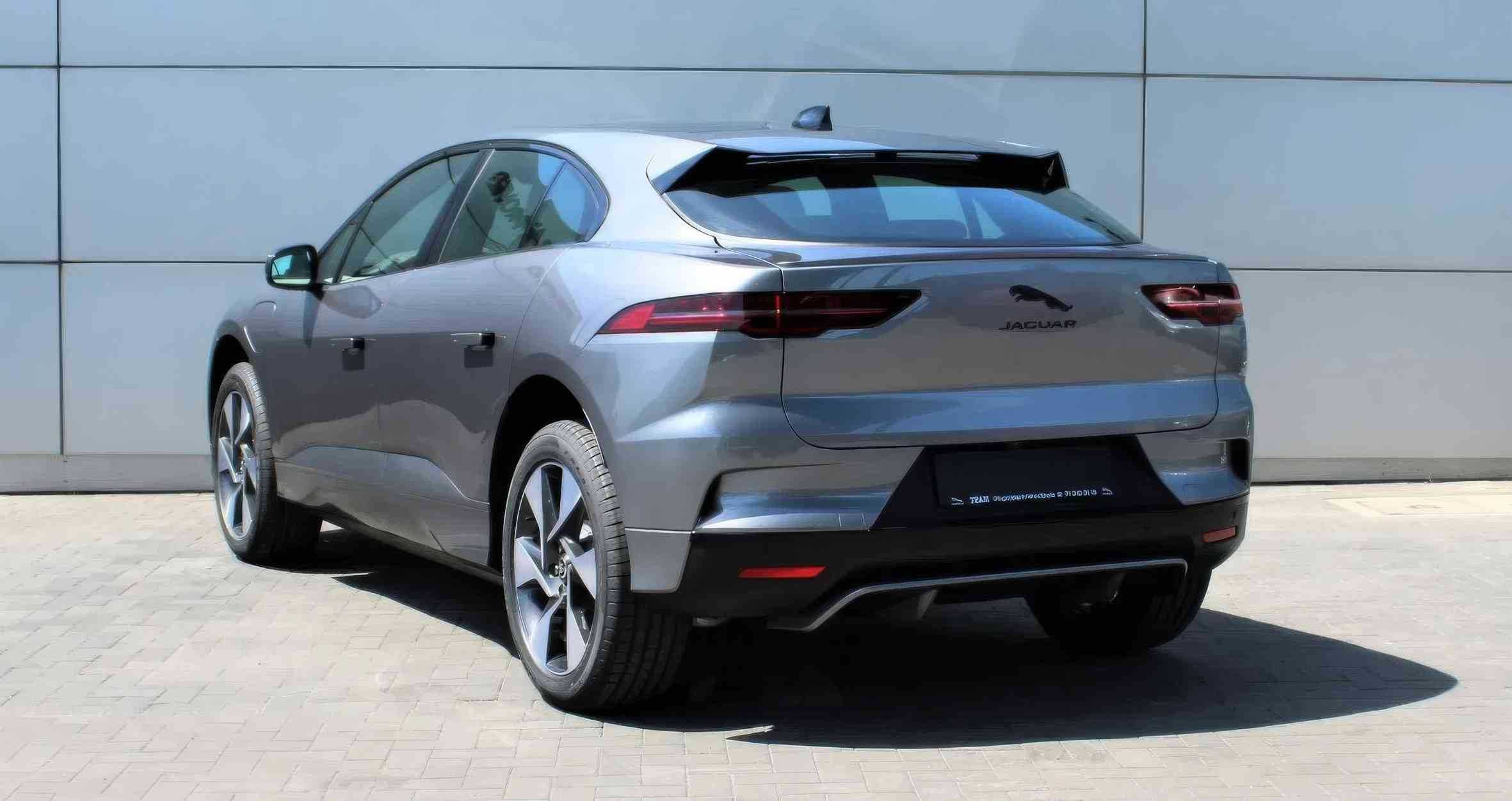 Jaguar I-Pace EV400