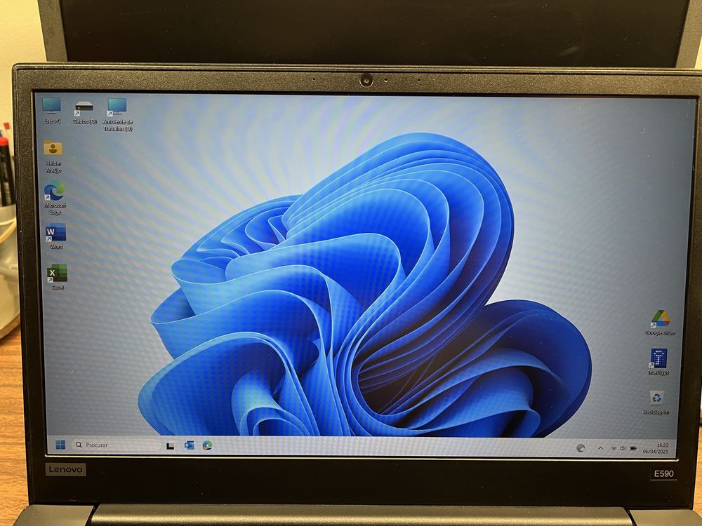 Portatil Lenovo E590