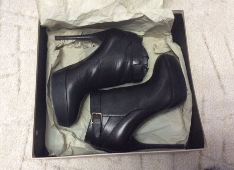 Burberry Black BR3833881 37р ботильйони жіночі напівчеревики, черевики