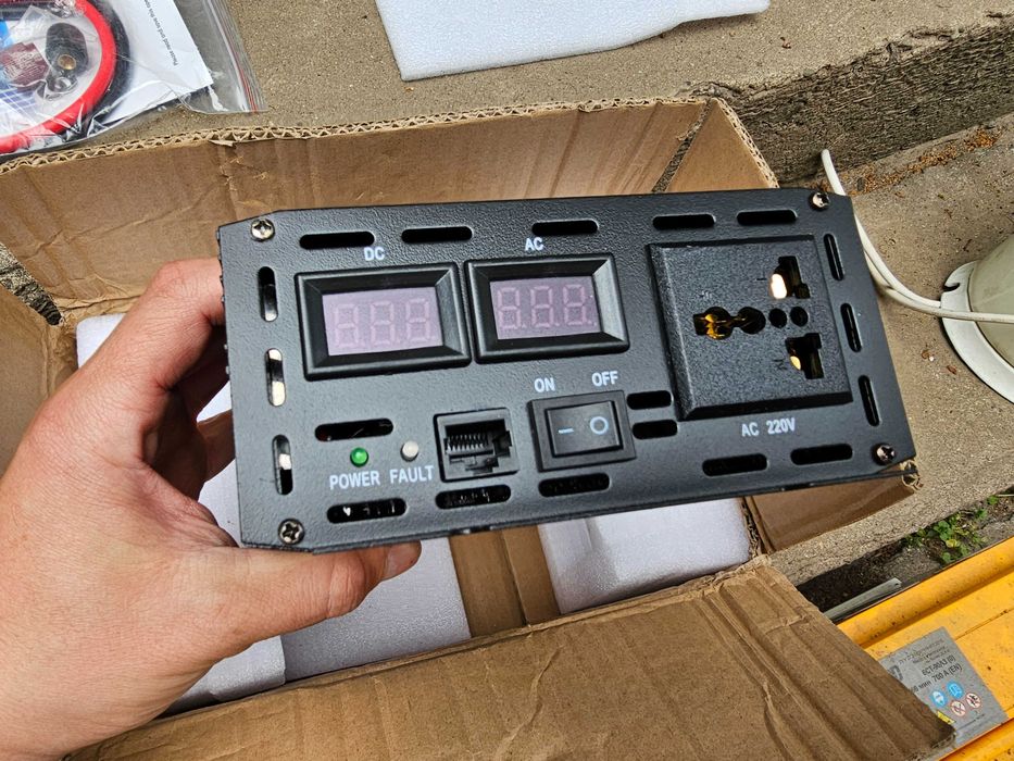Топовий важкий інвертор EAFC 3000W (справжніх) чистий синус