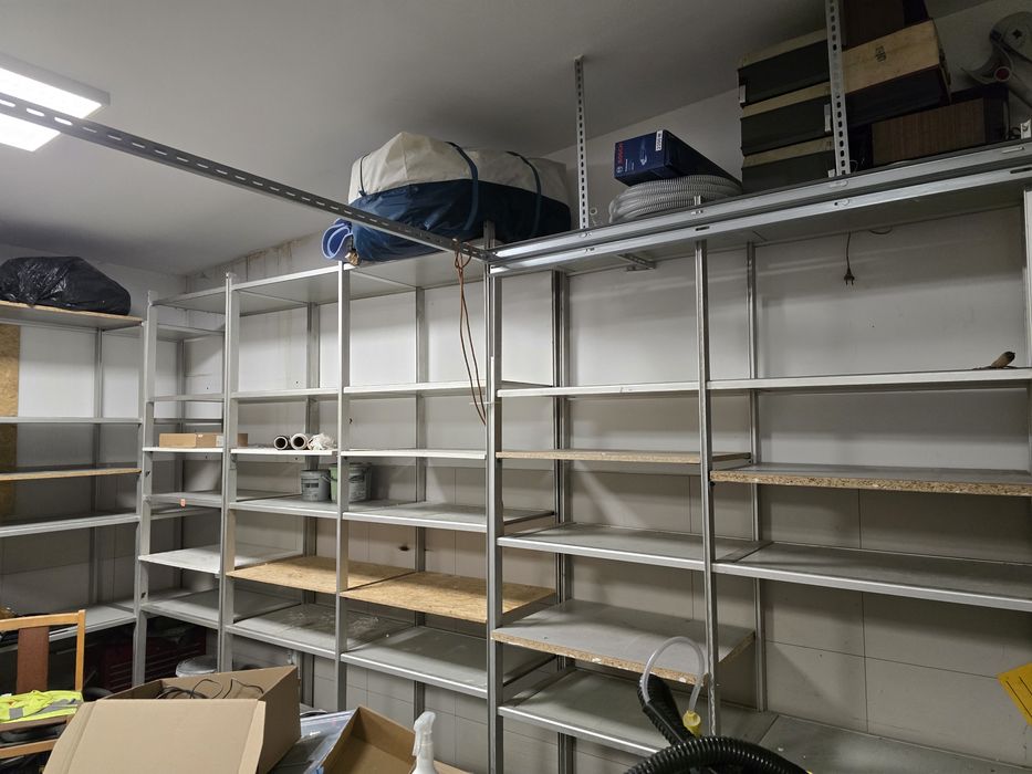 Regały aluminiowe 580 cm – solidna zabudowa magazyn/garaz