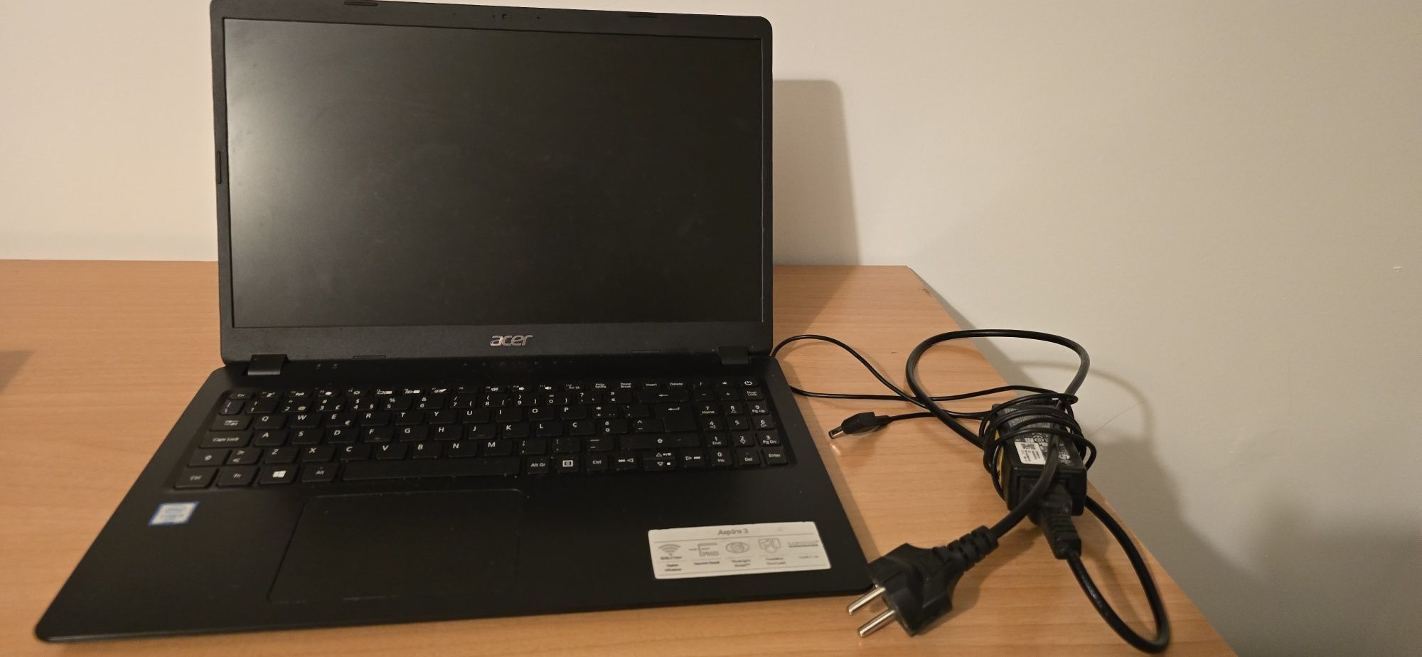 Computador acer i3