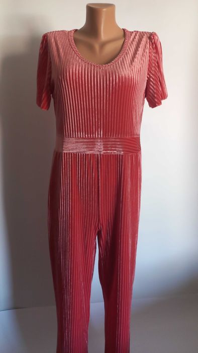 Рожевий комбінезон для вагітних  48 46 розмір