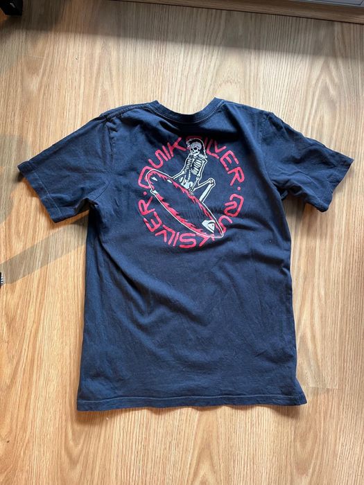 2 t shirt s 10-12 anos