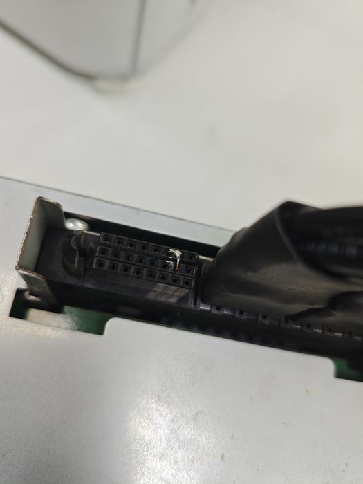 Серверний блок живлення Emerson 1975w 12v 165A