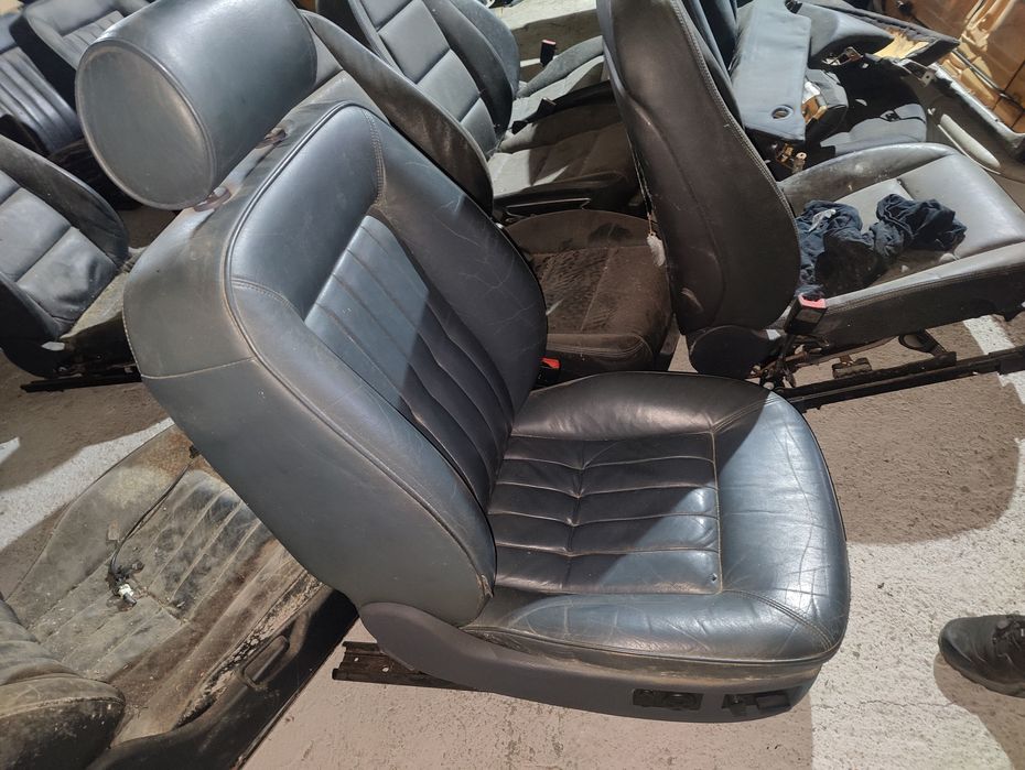 AUDI A8 D2 fotel + kanapa skóra pełna elektryka aqua