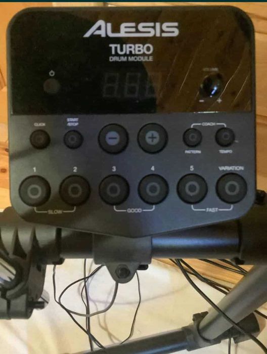 perkusja elektroniczna ALESIS turbo Mesh Kit