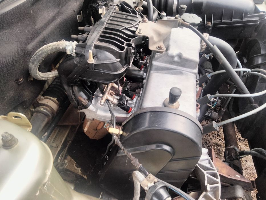 Двигун Ваз 2110 1.6