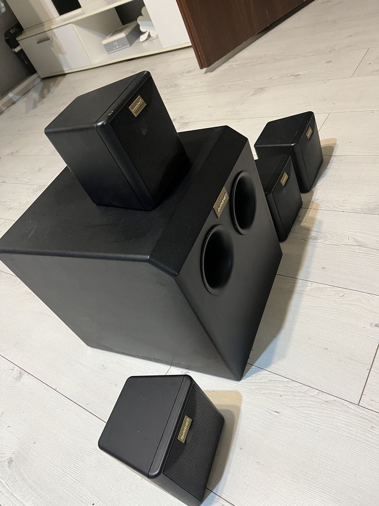 Quadral 180 kolumy subwoofer komplet