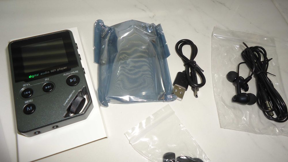 C5 8GB Lossless (FLAC) Bluetooth Music Player