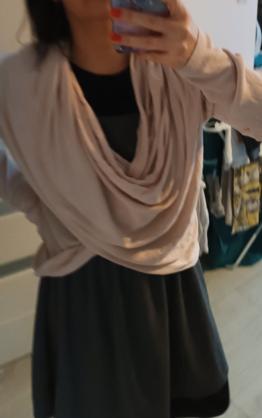 Sweter różowy asymetryczny pudrowy róż z marszczeniem l xl