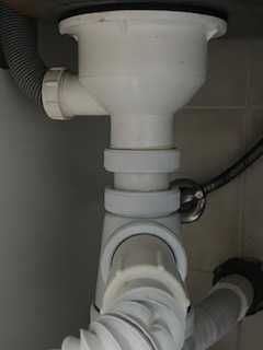 Lava Loiça Inox com escorredor e sifão