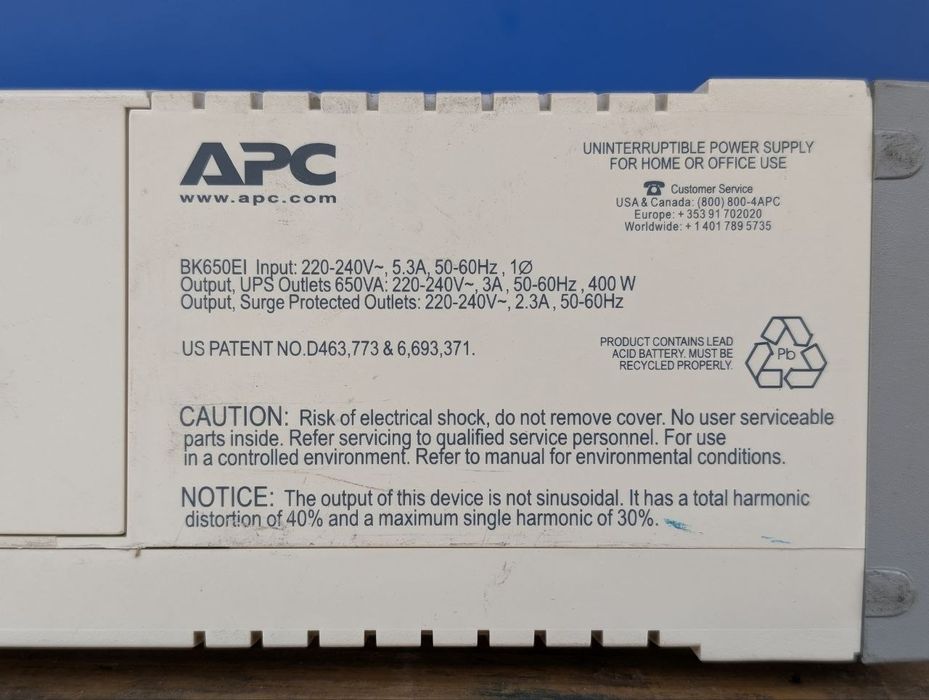 Джерело безперебійного живлення (ДБЖ) APC Back-UPS 650 ,