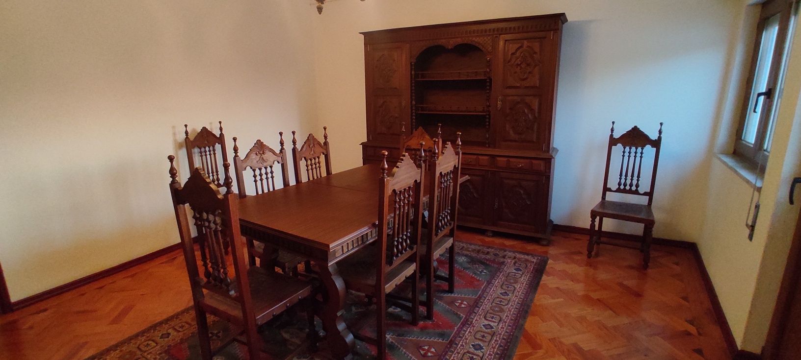 Mobília de jantar