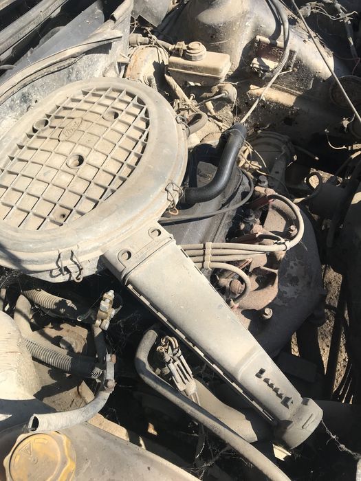 Ford. Форд Ескорт Фієста двигун запчастини