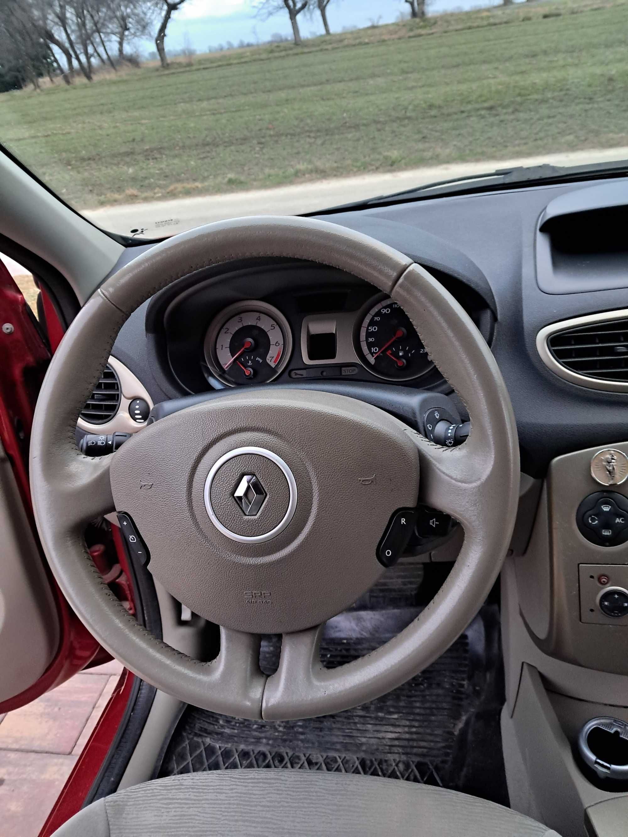 Renault Clio Automat, Benzyna 2005