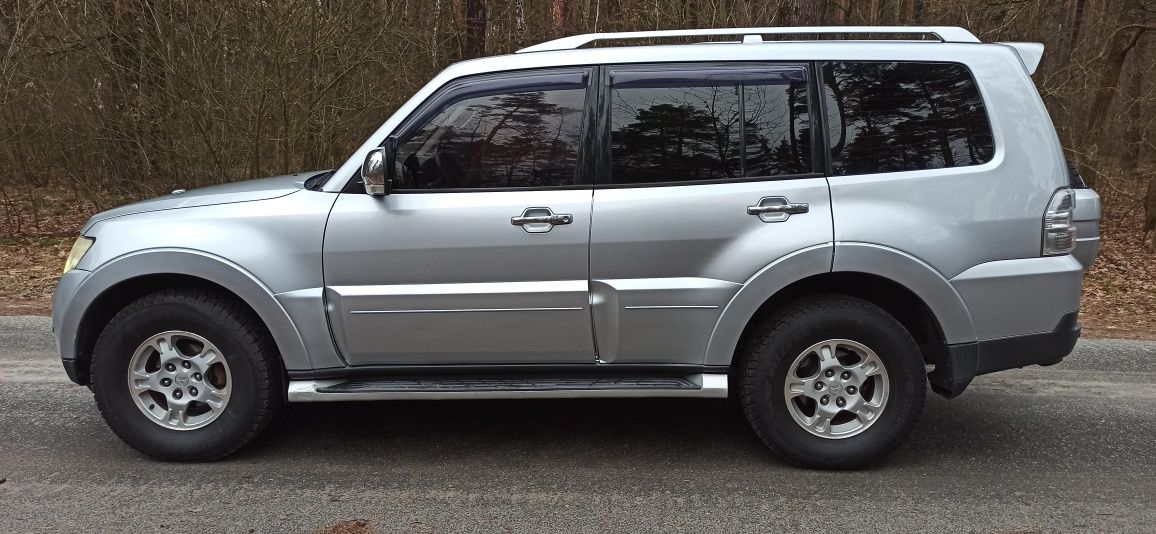 Mitsubishi Pajero Wagon