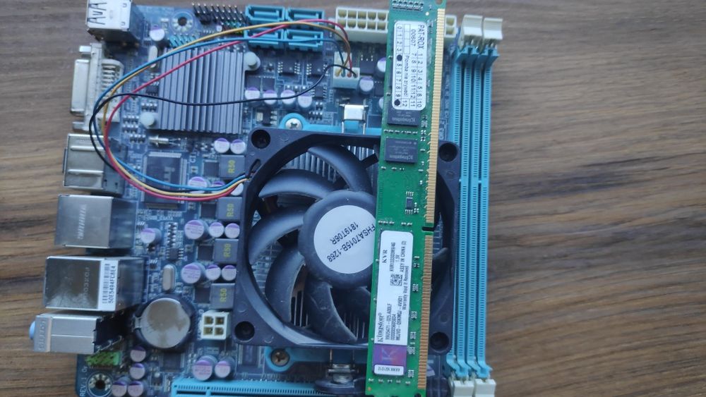 Płyta główna Gigabite działa