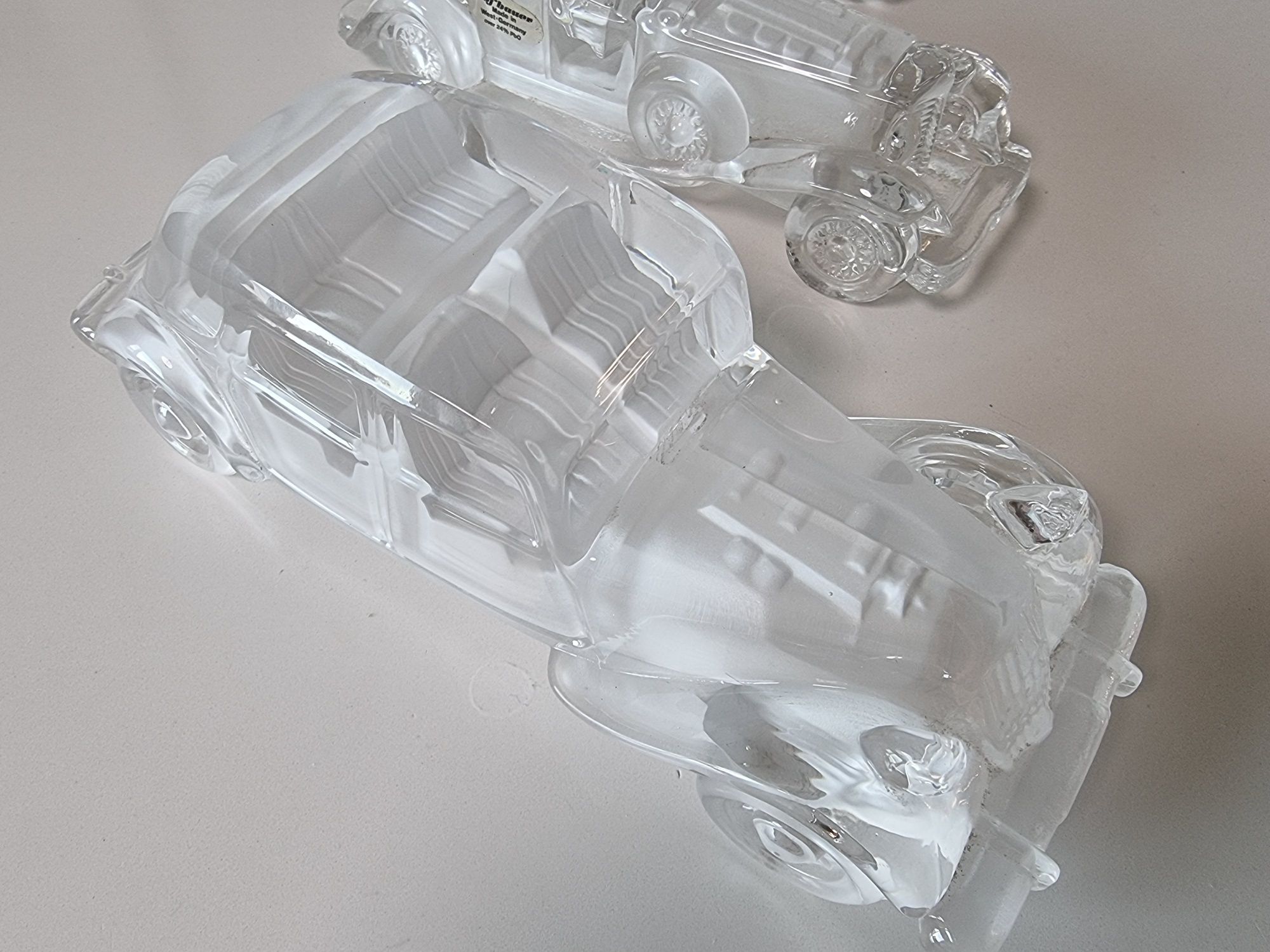 Pisa-papeis em cristal automóveis antigos