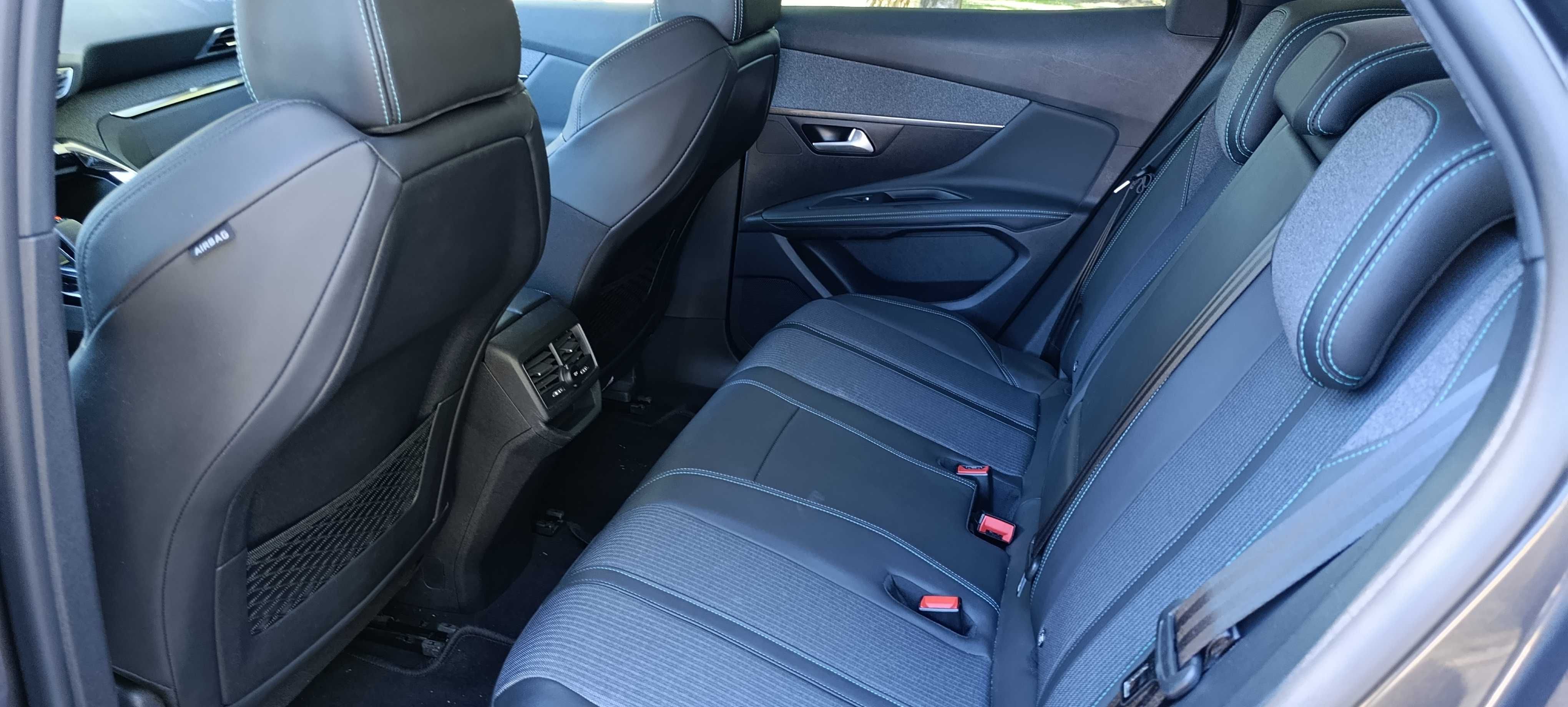 Peugeot 3008 1.6 Hybrid Allure e-EAT8