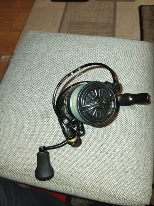 Kołowrotek spiningowy select ritmix 2500S 6+1BB