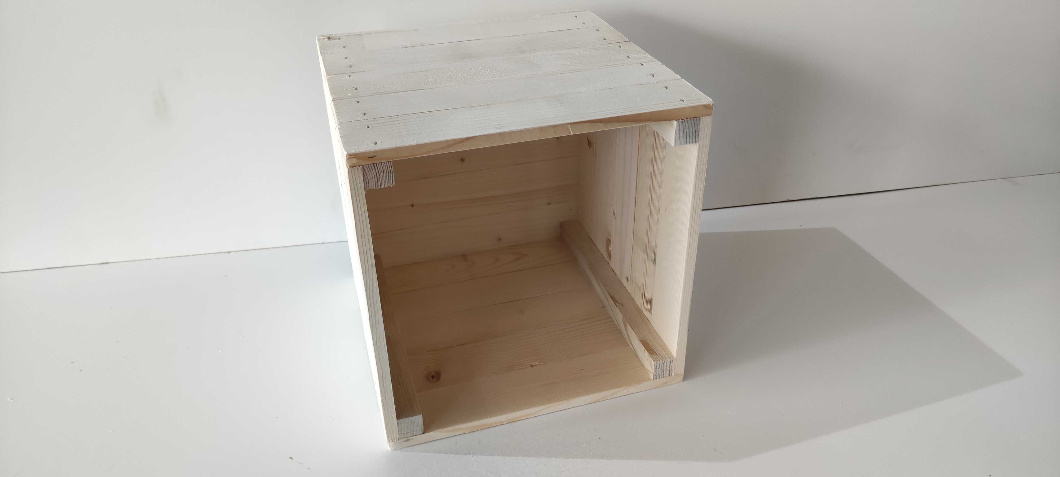 skrzynka drewniana premium dekoracyjna skrzynka 30x30x30 pełna