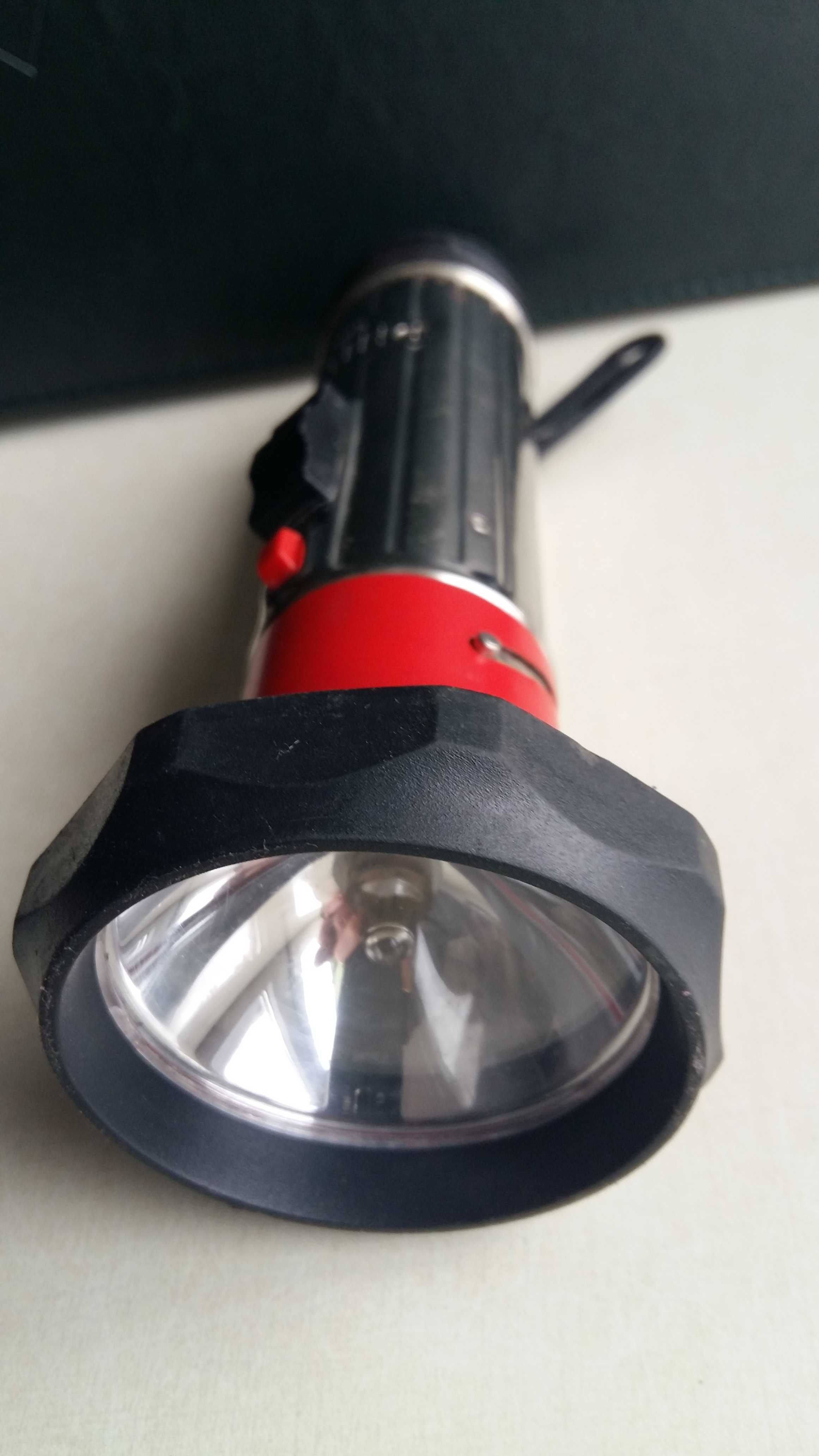 Stara nie typowa latarka Philips