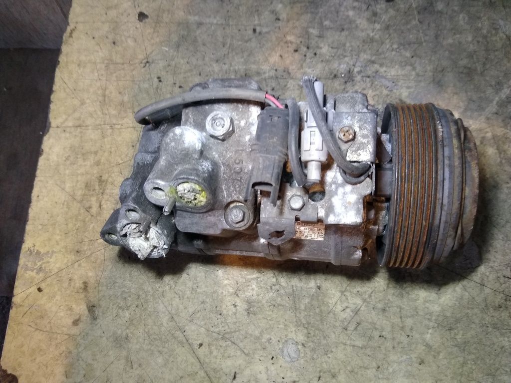 Kompresor klimatyzacji 2.0d BMW E60 E61 e87 E90 E91 oryginał