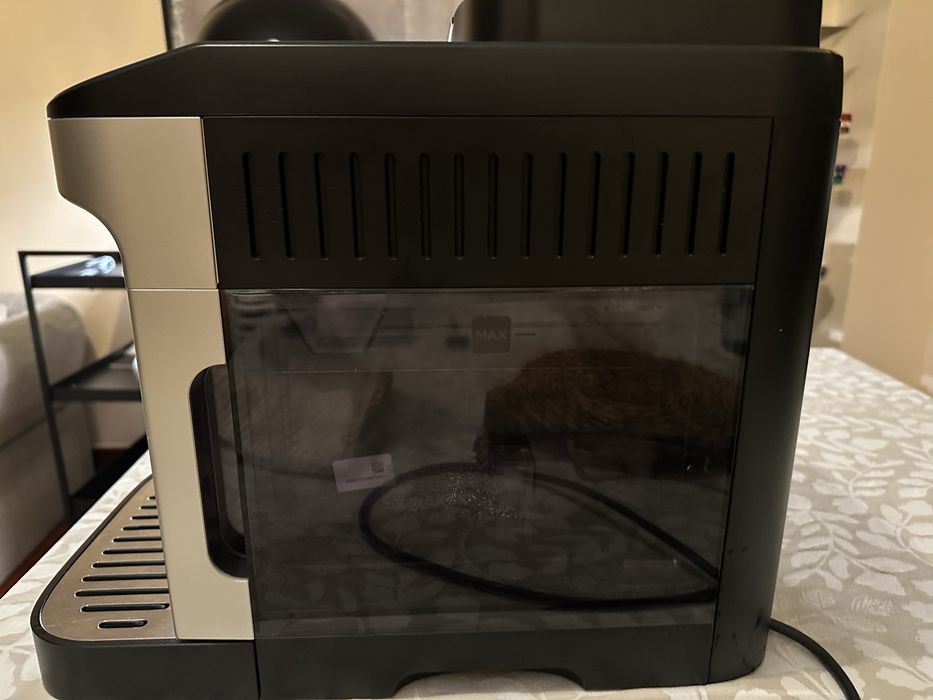 Máquina de Café De’Longhi Magnifica Evo