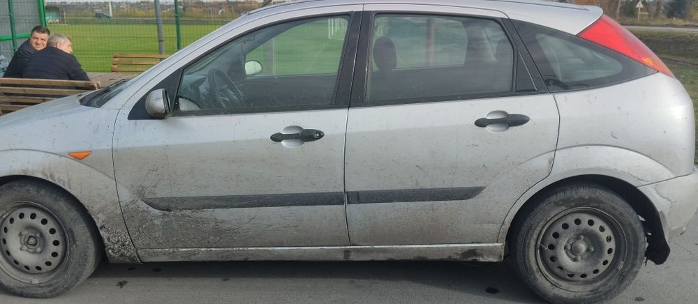 Форд фокус хетчбек 1