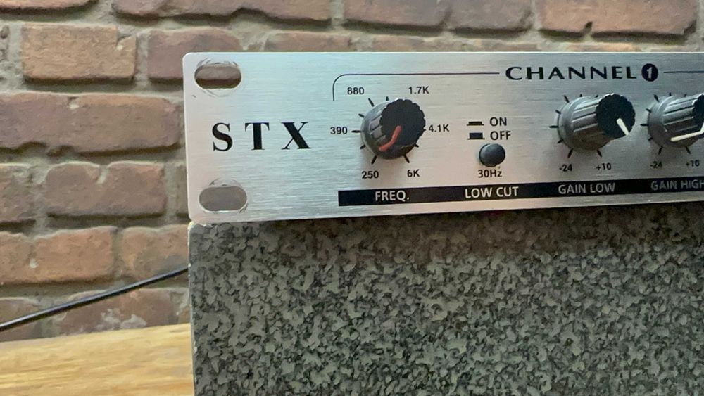 Crossover STX SC-202  rezerwacja