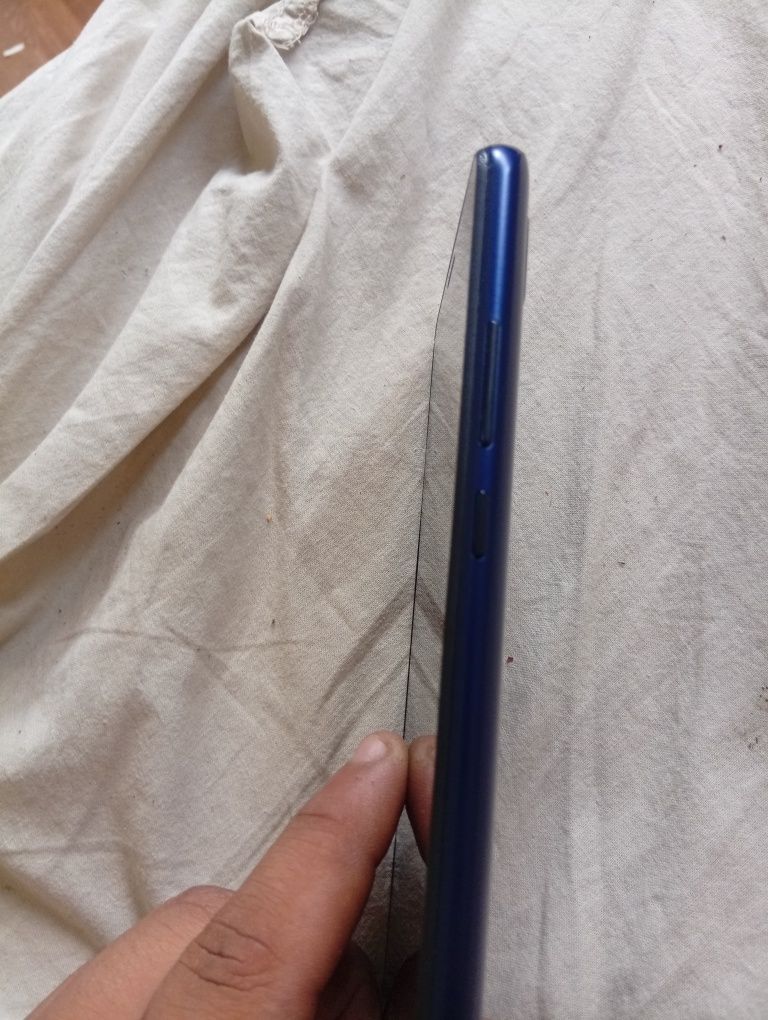 Celular ZTE novo