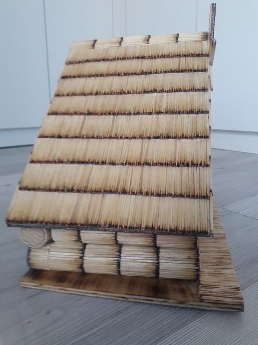 Szopka bożonarodzeniowa wyk.z ok 2700 zapałek