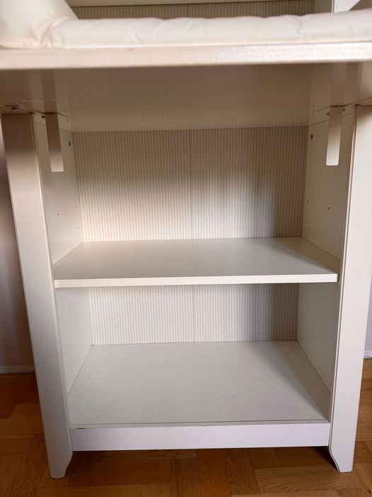 Przewijak/regał Ikea Hensvik