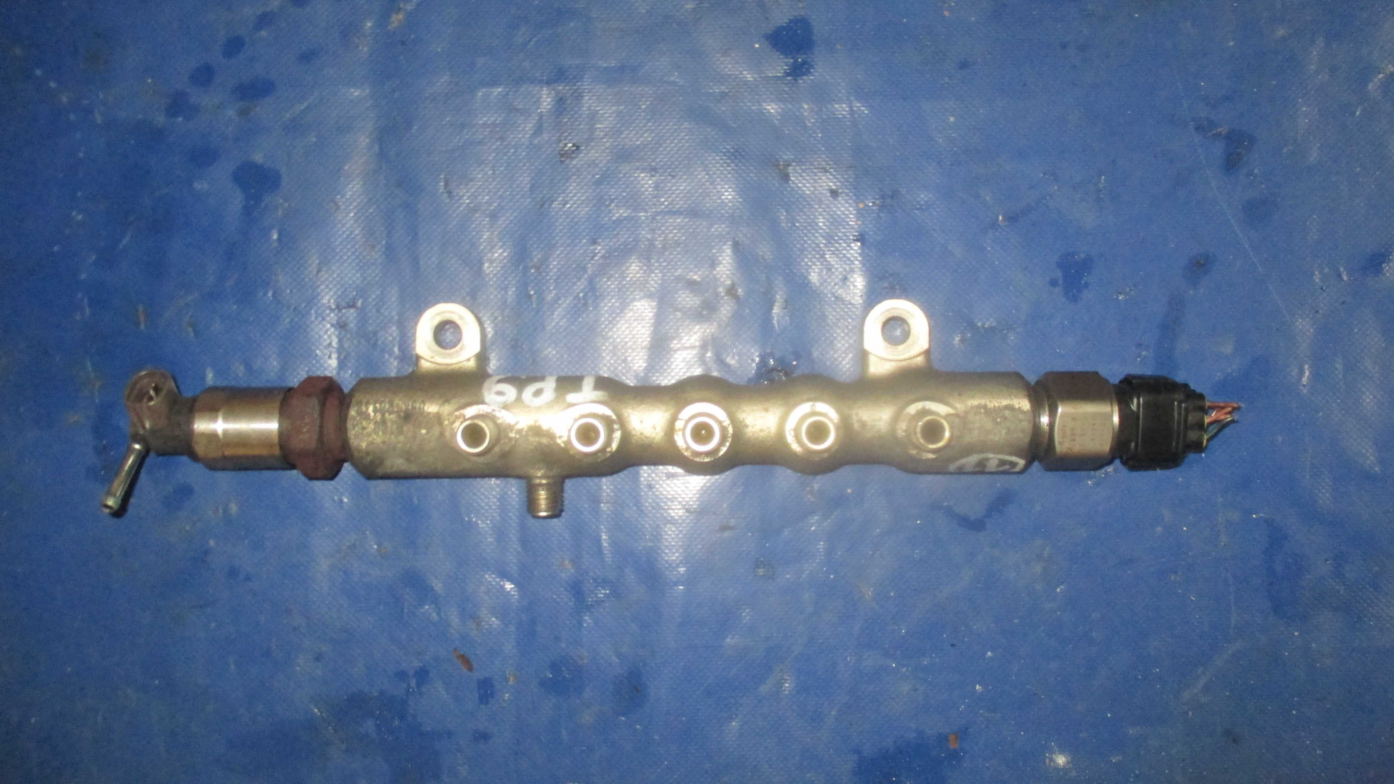 listwa wtryskowa LEXUS IS 220D AVENSIS T25 RAV 4 2.2 D 08r 2AD-FHV