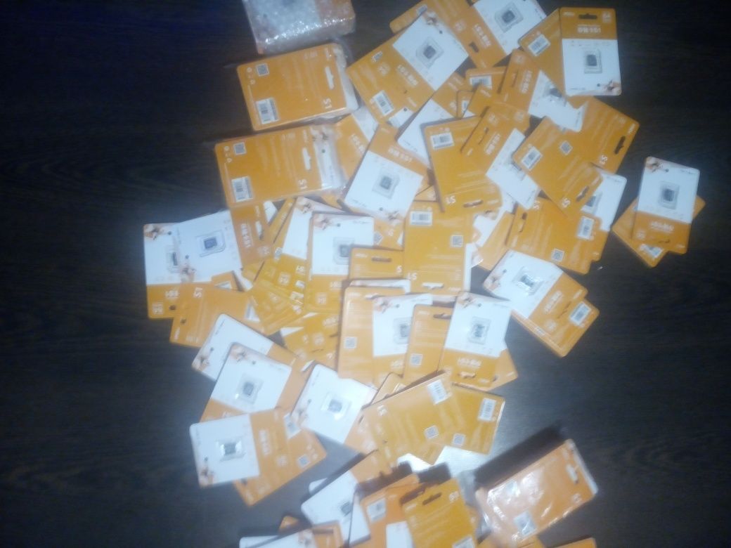 Imou карти пам'яті 64 і 128 Gb  IMOU