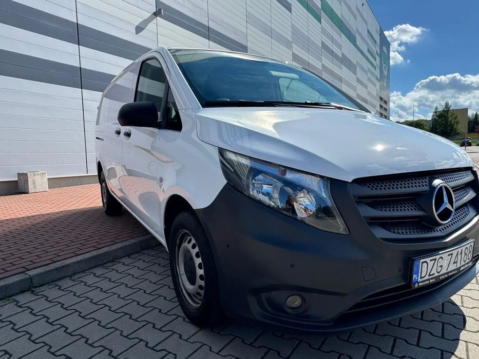 Mercedes-Benz Vito  Gwarancja do 23.08.2027 furgon długi stan idealny, 23% vat