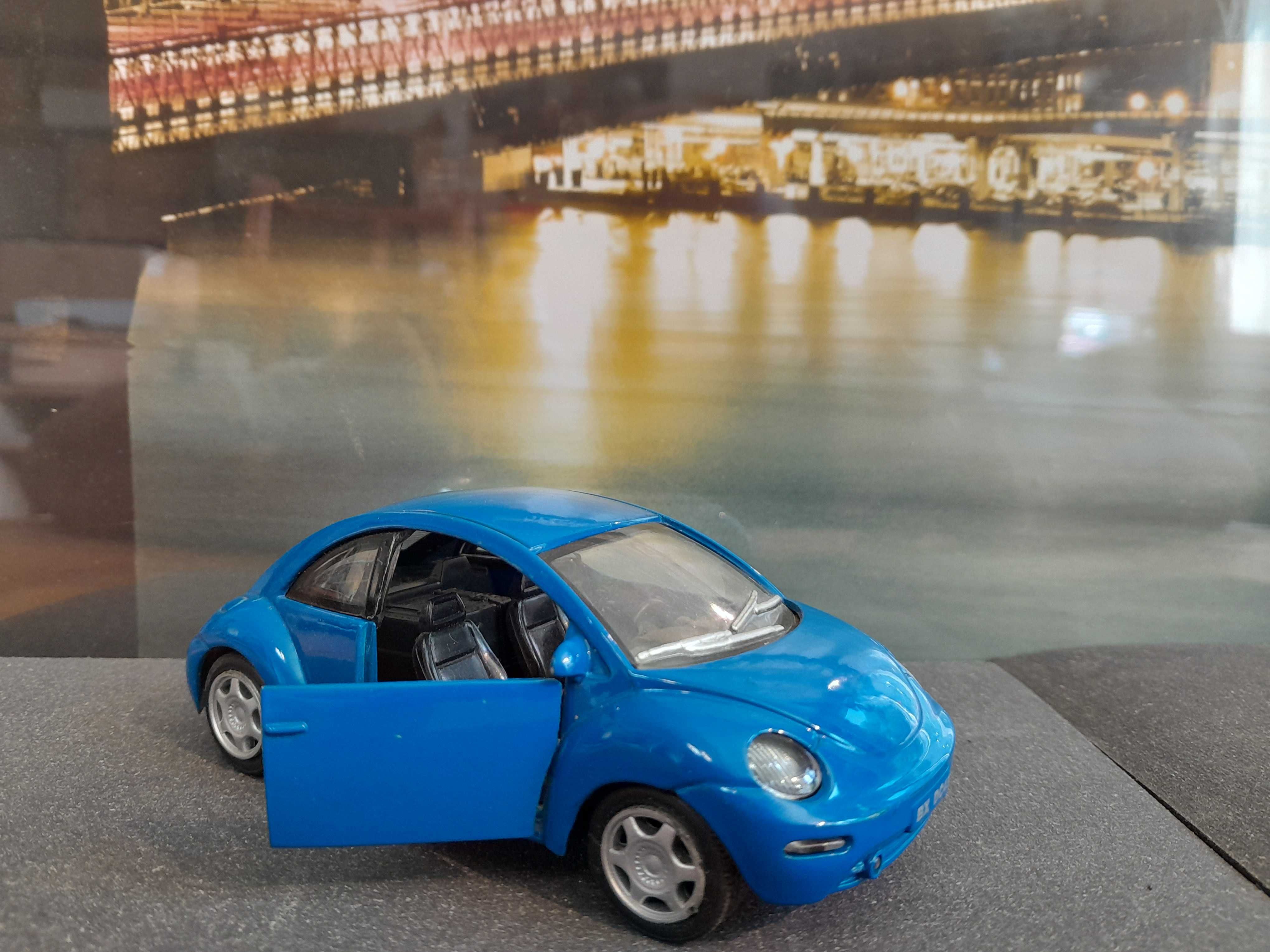 Stary resorak VW Garbus New Beattle Smart Toys 1999