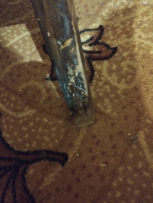 Продам одно кресло под ремонт и два стула под ремонт