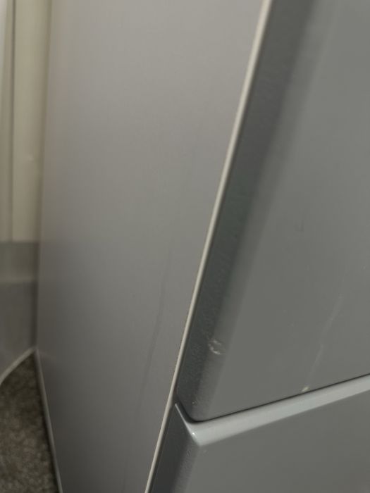 Біло-сірий пеленальний комод