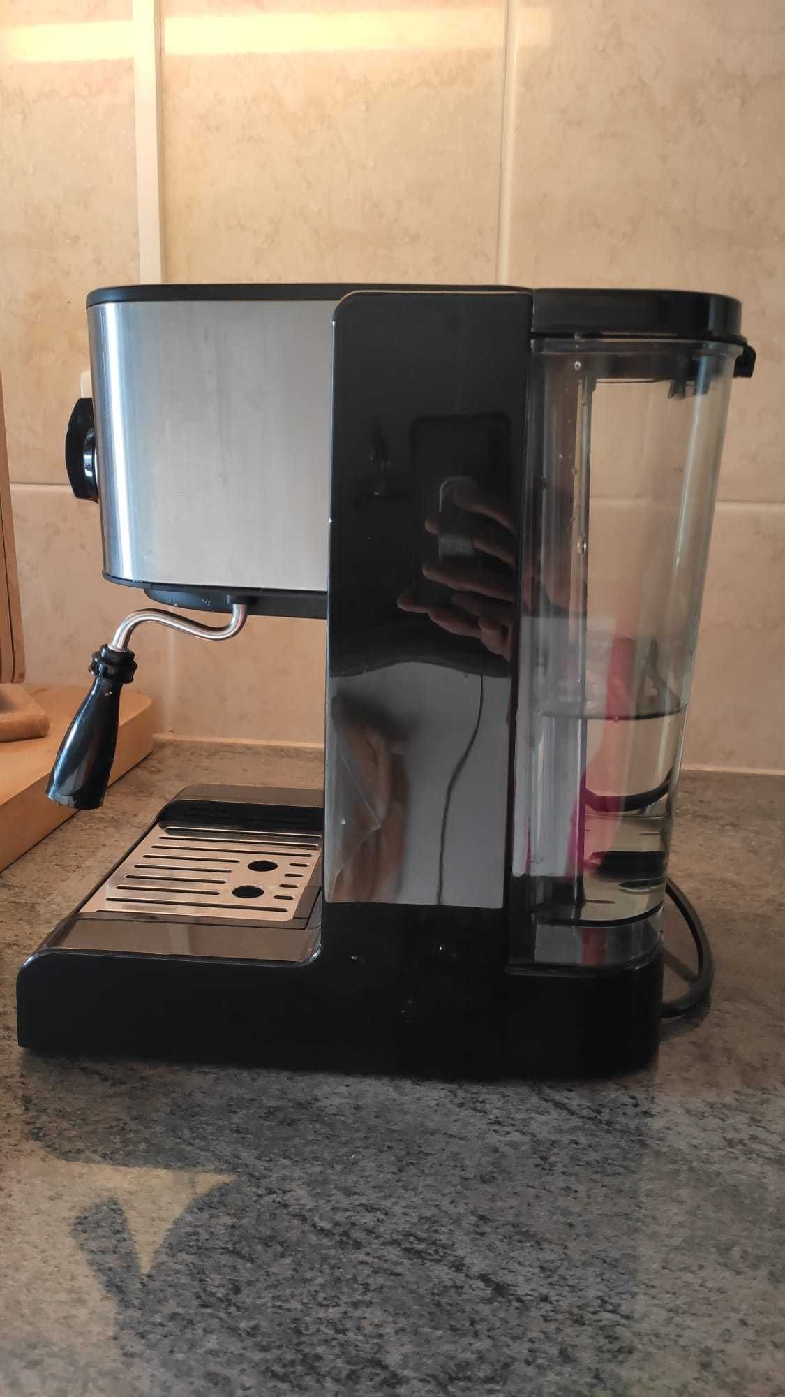 máquina  de café  expresso John Lewis