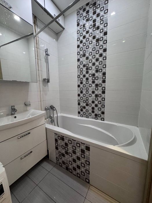 Терміновий продаж 3 х кімнатна квартира у центрі