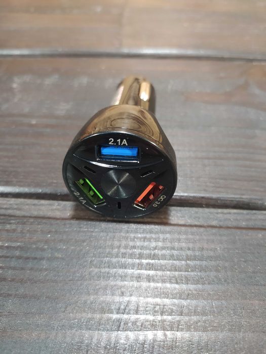 Зарядное устройство USB 3.0 от прикуривателя с подсветкой APD-369