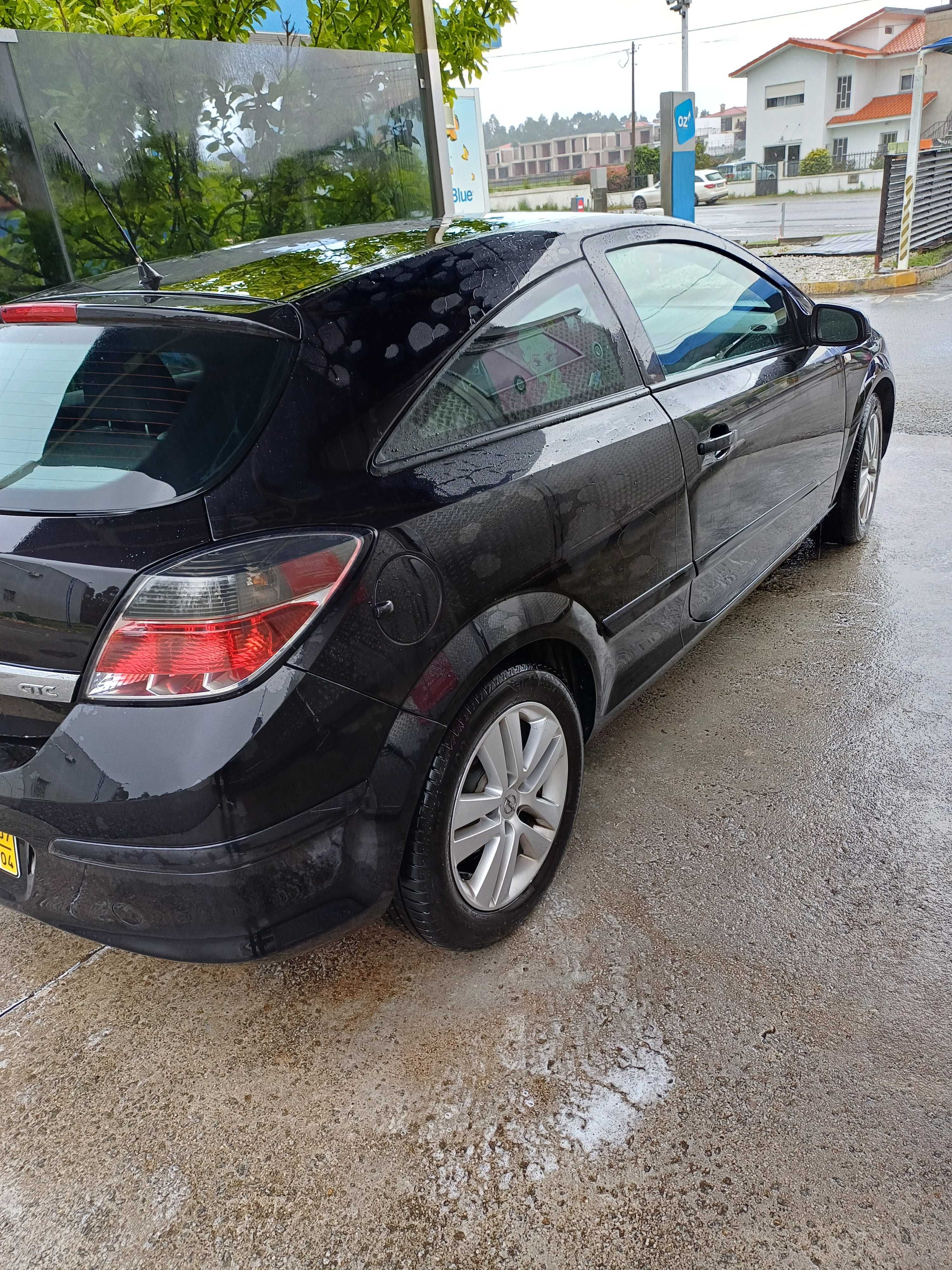 Opel Astra GTC 1.3 CDTI