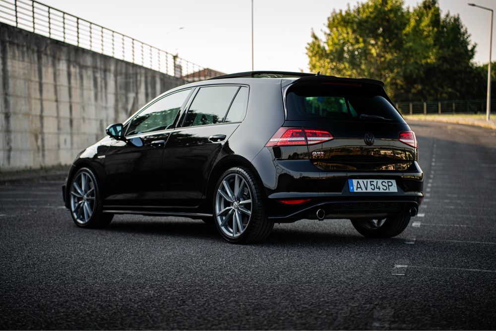 Volkswagen Golf 7 GTI DSG