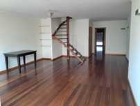 Apartamento duplex (T3) renovado para arrendamento em Paranhos