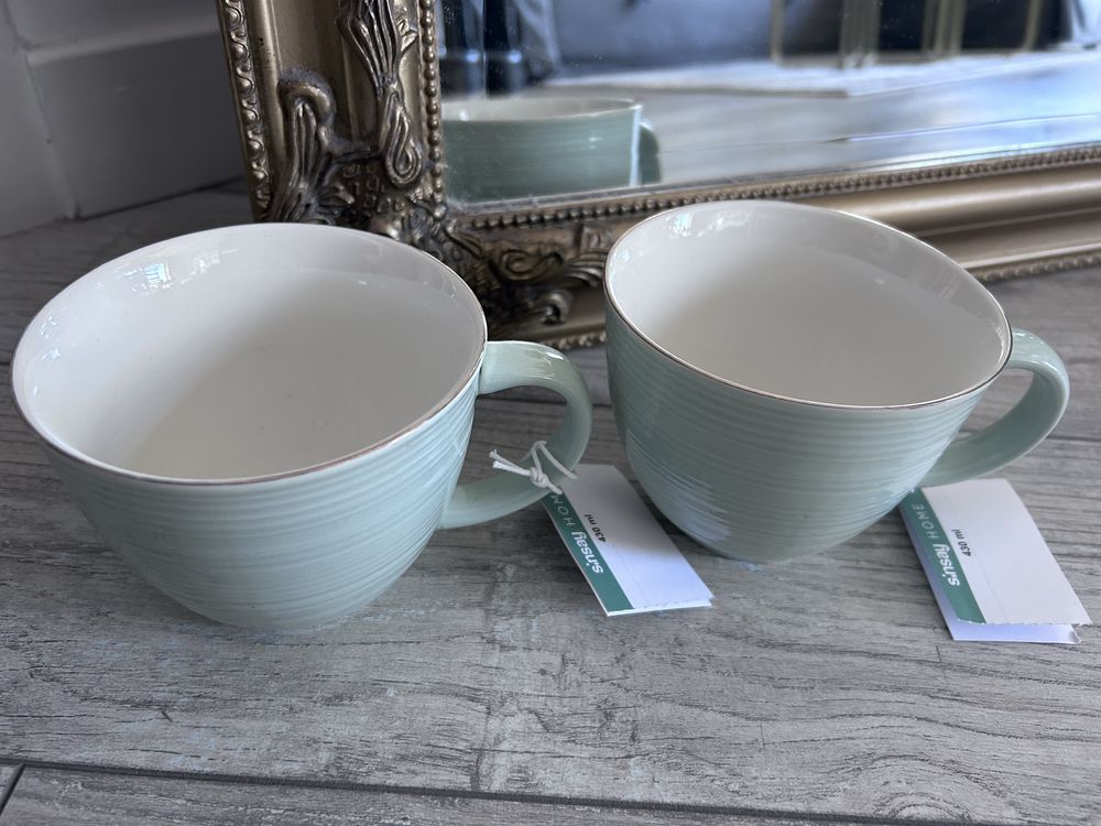 Dwa nowe duze kubki ceramiczne Sinsay mietowe ze zlota obwodka