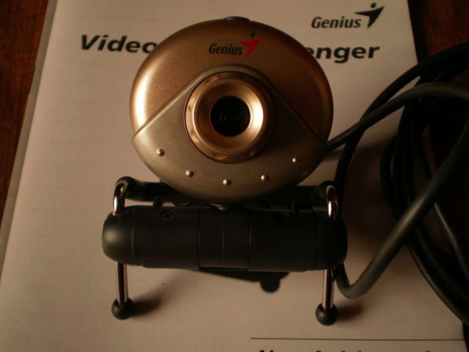 Video CAM Genius c/ cabo USB.