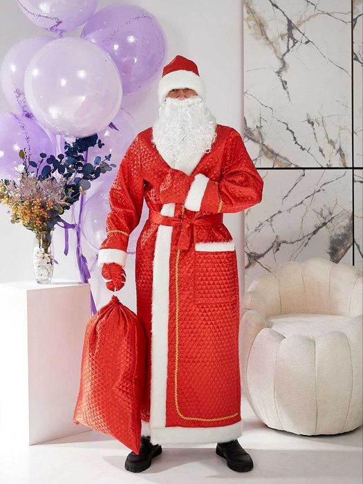 Чоловічий святковий костюм.