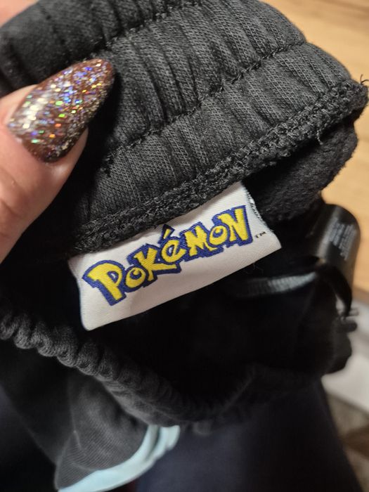 Spodnie dresowe chłopięce Pokemon Tesco F&F rozmiar 122